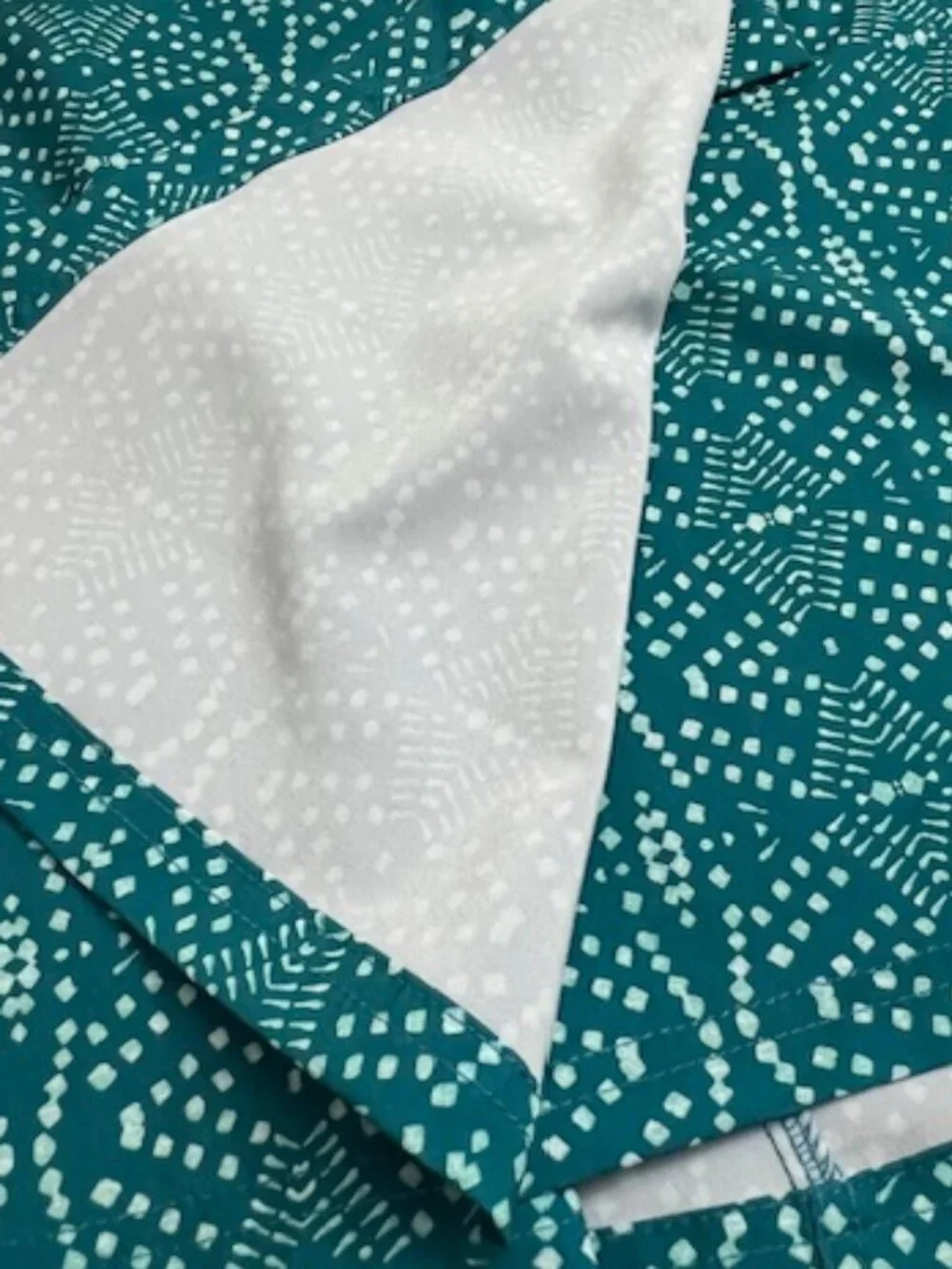 Ripskirt Hawaii Playa Ocean Blue White Wrap Skirt Length 1 Size L (12-14) NWT